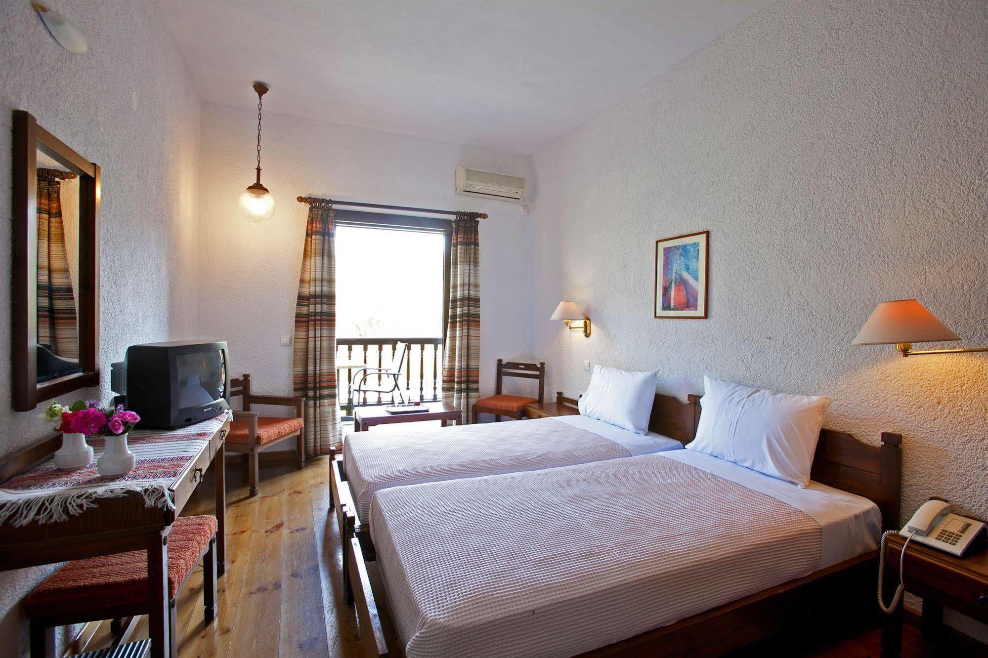 Hotel Prince Stafilos Skopelos Exterior foto
